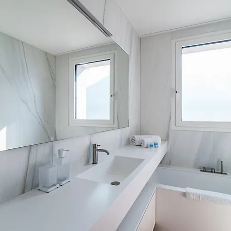 شقة Unique Gandria 3 By Quokka 360 - Luxury Two-bedroom With A Breathtaking View