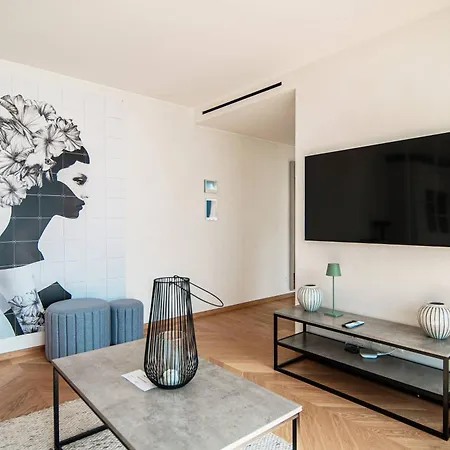 Unique Gandria 3 By Quokka 360 - Luxury Two-bedroom With A Breathtaking View شقة *