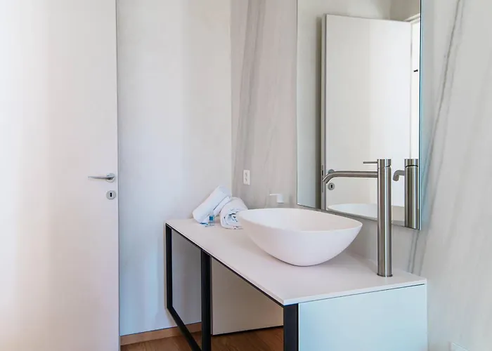 Unique Gandria 3 By Quokka 360 - Luxury Two-bedroom With A Breathtaking View Lägenhet *