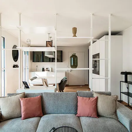 Unique Gandria 3 By Quokka 360 - Luxury Two-bedroom With A Breathtaking View لوغانو