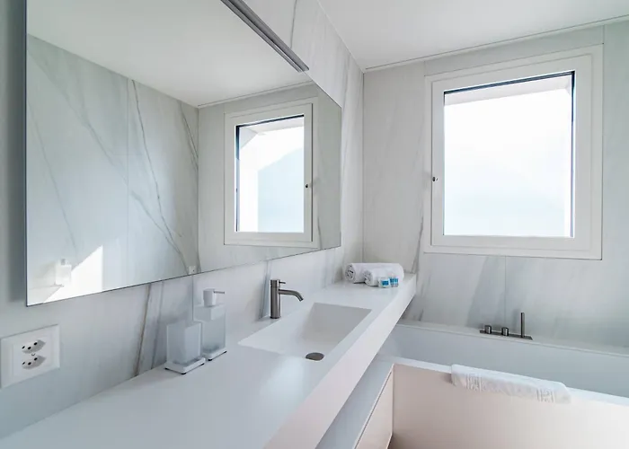 Apartment Unique Gandria 3 By Quokka 360 - Luxury Two-bedroom With A Breathtaking View